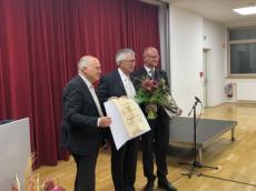 Einspielerjeva nagrada univerzitetnemu profesorju doktorju Franzu Glaserju